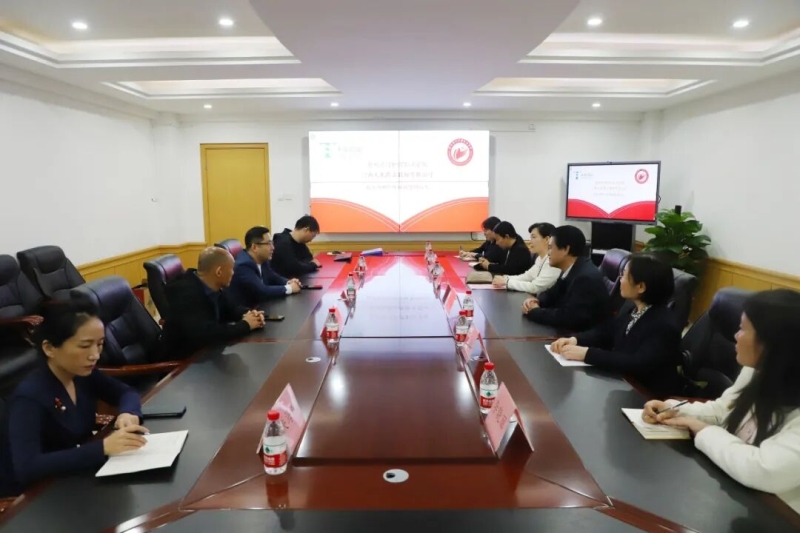 365足球与河南太龙药业股份有限公司举行校企合作签约仪式