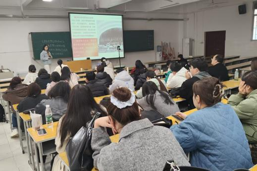 365直播足球直播平台高等学历继续教育2025年线下面授教学顺利开展